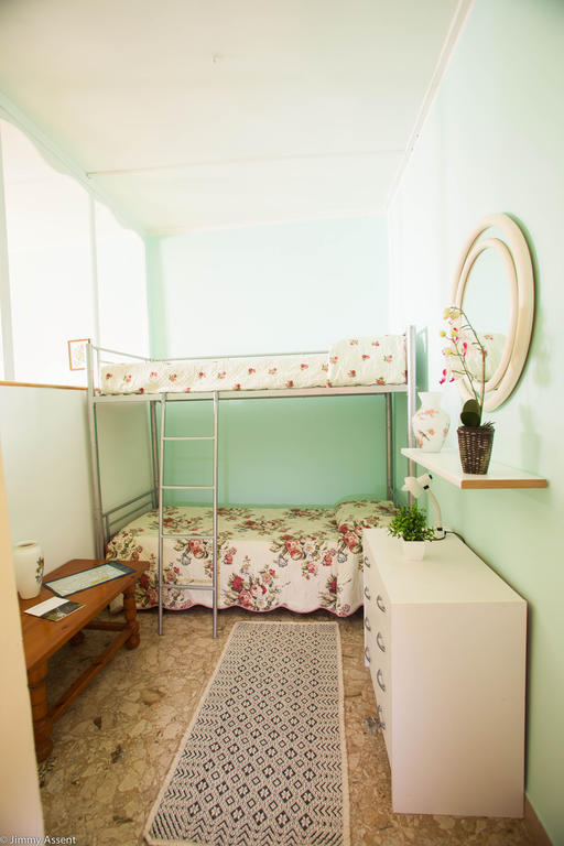 Sassari-In Hotel Стая снимка