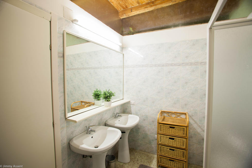 Sassari-In Hotel Стая снимка