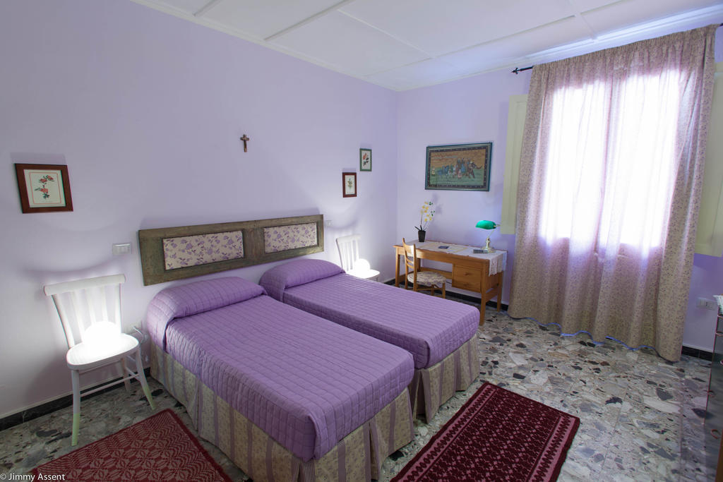 Sassari-In Hotel Екстериор снимка